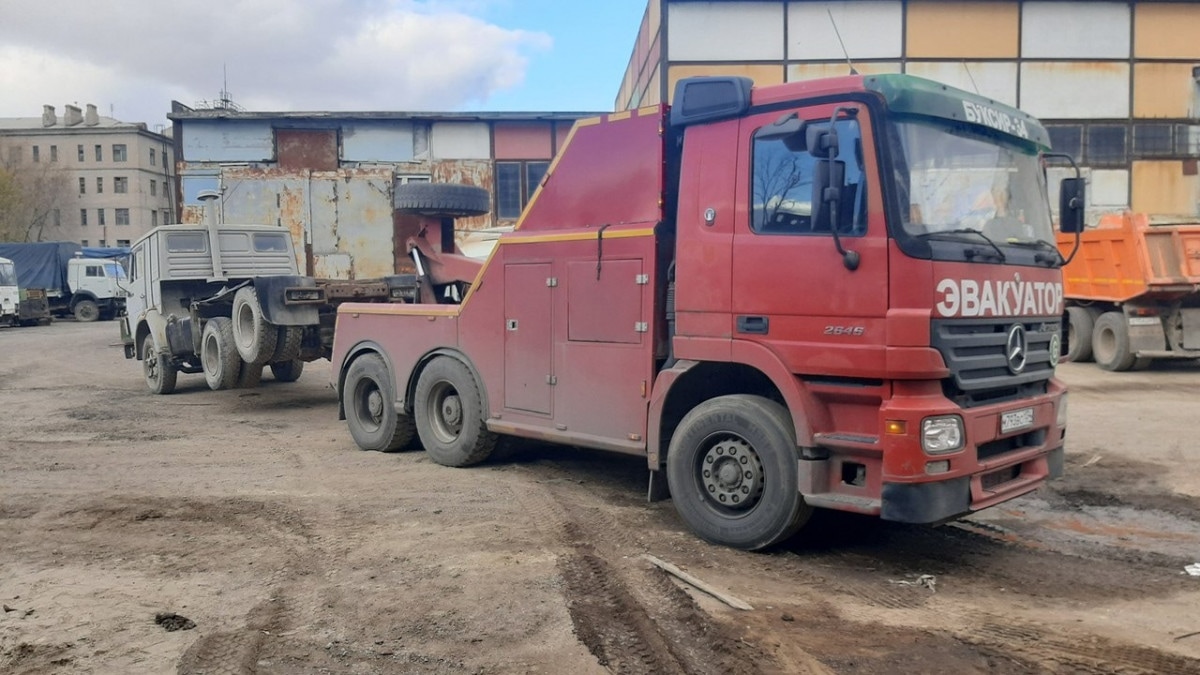 Грузовой эвакуатор Mercedes-Benz Actros 2645 в аренду Казани круглосуточно  - низкая цена